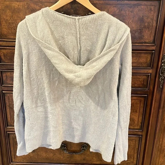 Barefoot Dreams cozy zip. Zipper doesn't work - Picture 7 of 10